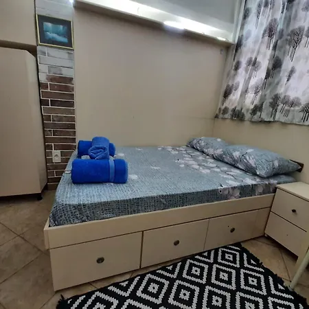 Apartment Lovely 0-2 Tirana