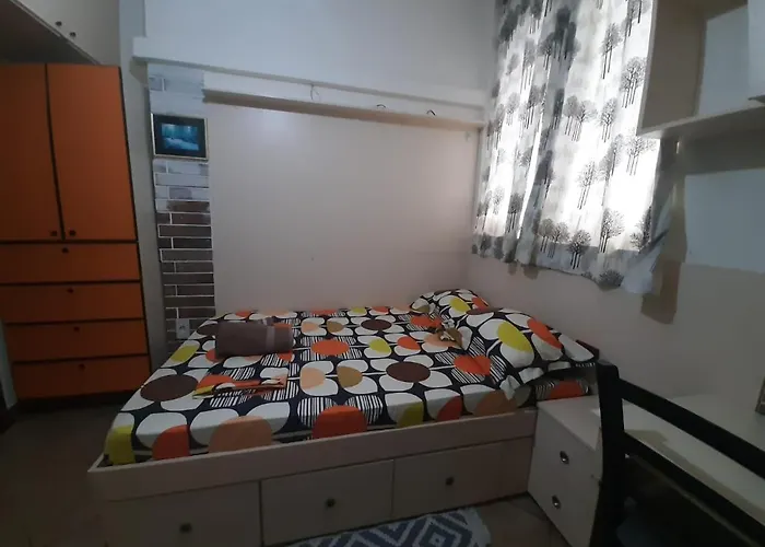 شقة Lovely 0-2 تيرانا